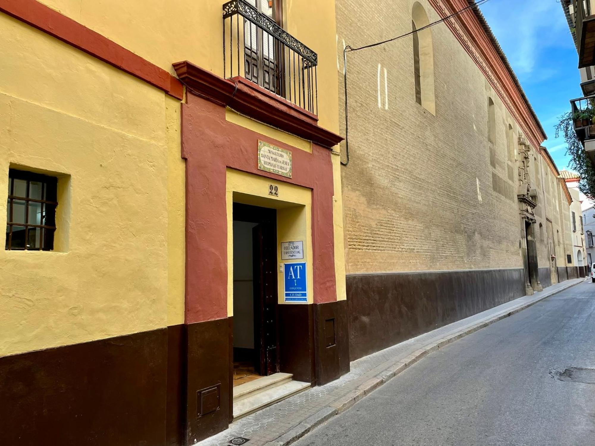 Apartamentos San Francisco Seville Exterior photo