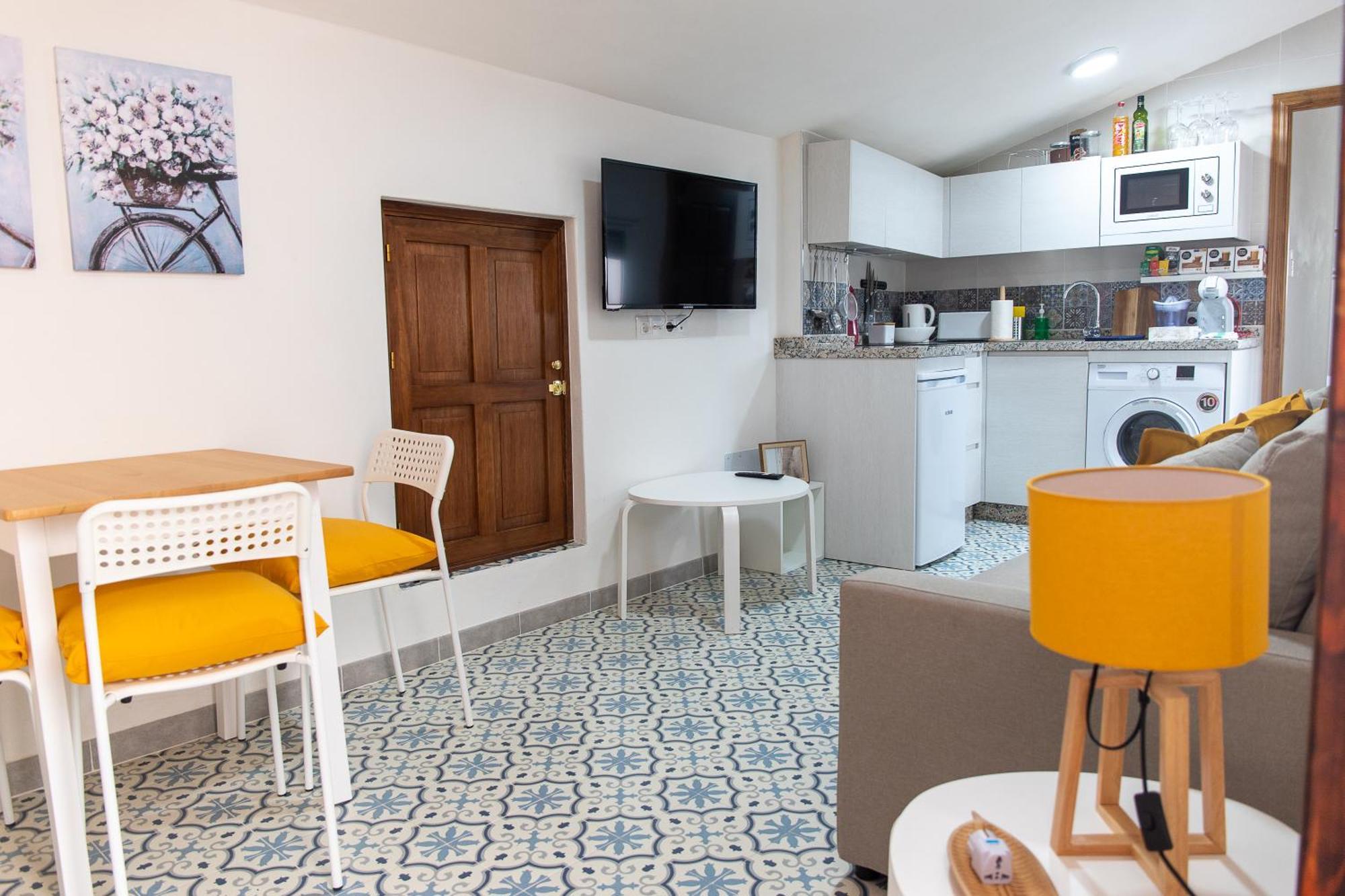 Apartamentos San Francisco Seville Exterior photo