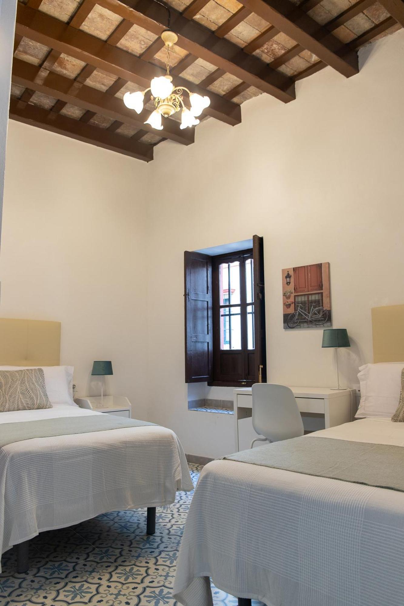 Apartamentos San Francisco Seville Exterior photo